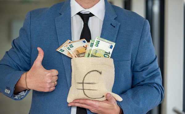 Verstecktes Geld im Haushaltsbudget finden Verstecktes Geld im Haushaltsbudget finden